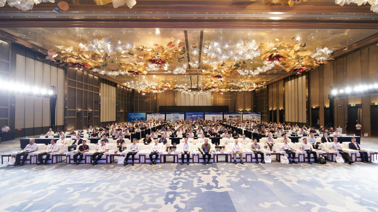 中国公路学会隧道工程分会2025年学术会议在青岛成功举办